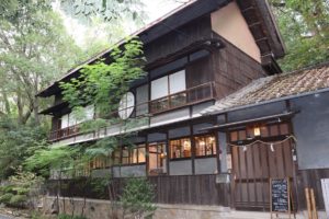 倉敷光作所阿智神社斎館にカフェオープンものづくりの交流拠点目指す 経済リポートweb版