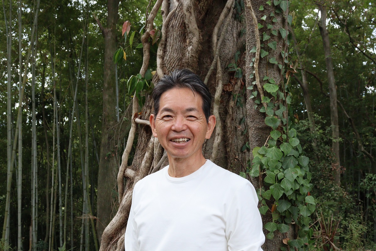 学びの未来 こだま代表 安原伸家さん「こだまの森」で自然体験塾 経済リポートWEB版